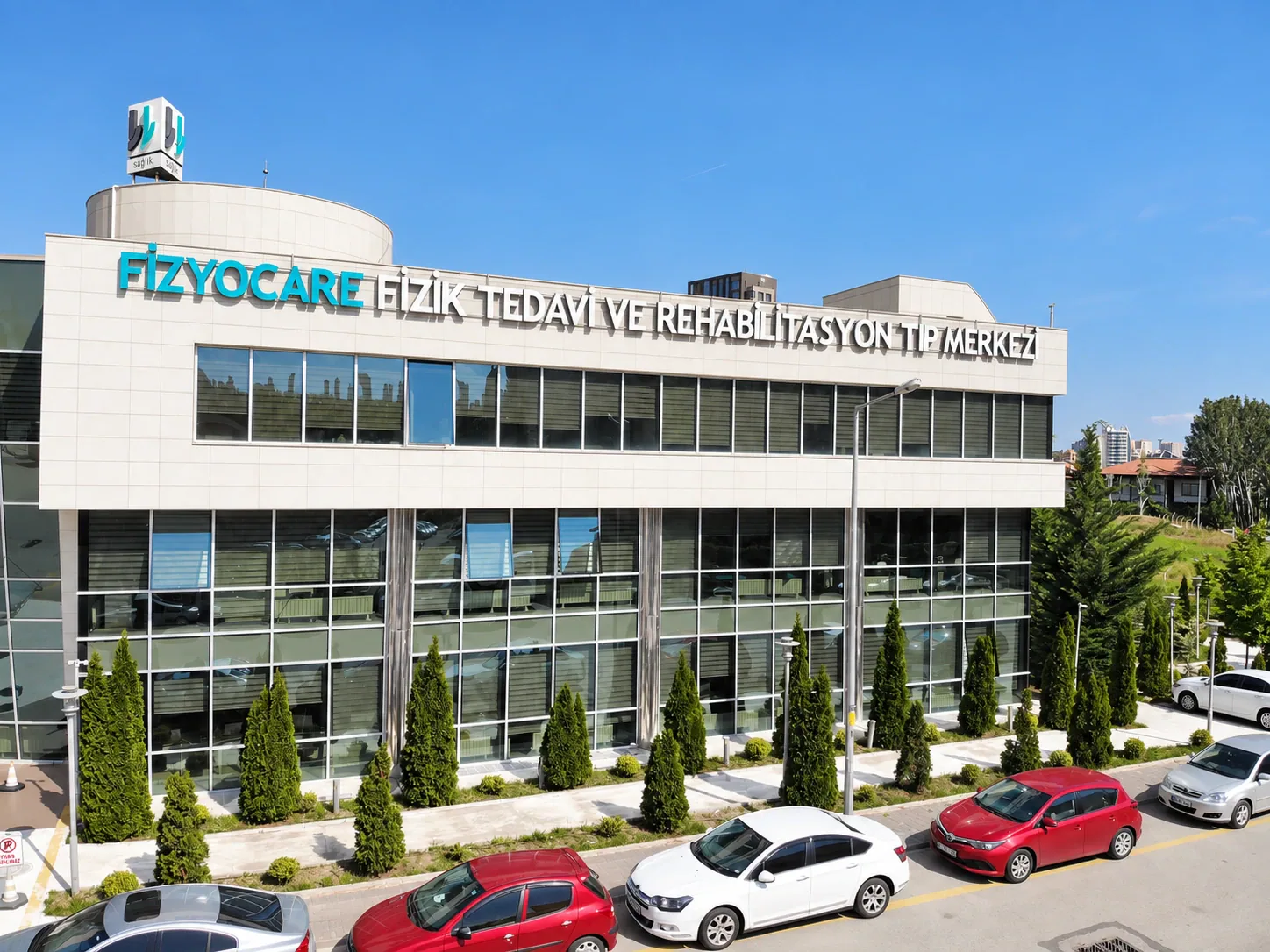 FizyoCare Çayyolu Tıp Merkezi binası
